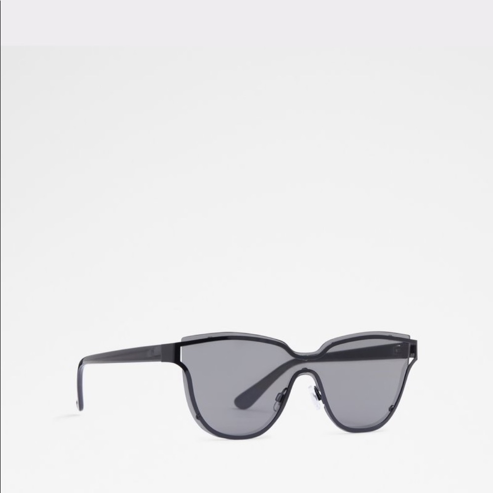 🖤sunglasses🖤 - Picture 3 of 4